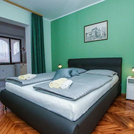 Apartments Ritosa Porec Exterior photo